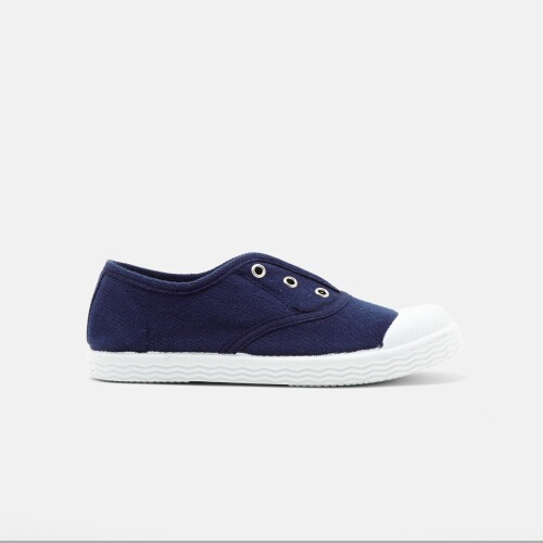 Girl canvas tennis shoes